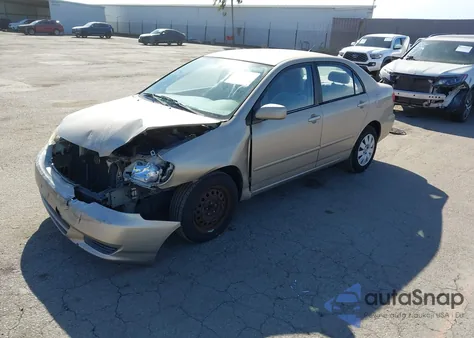 2004 Toyota Corolla Le z USA, uszkodzony, nr VIN 2T1BR32E84C290721